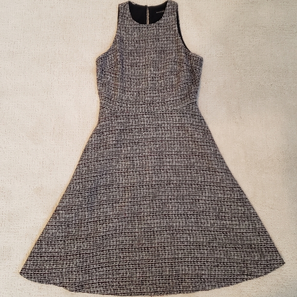 Dress - Picture 1 of 4